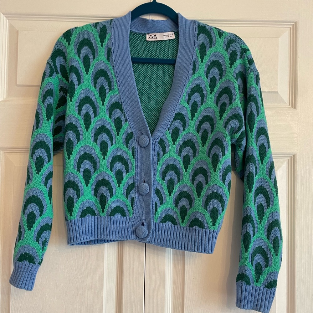 Zara Blue and Green Wave-Pattern V-Neck Cardigan